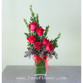 6 Red Roses In A Vase